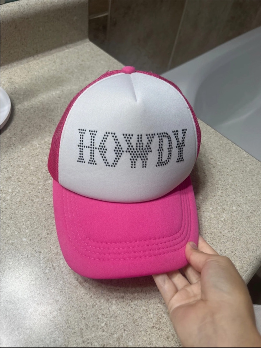 Pink and White 'Howdy' Trucker Hat